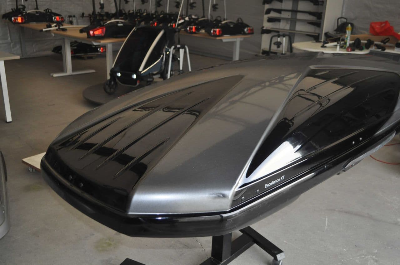Box dachowy Thule Excelence 470 l — zdjęcie 1